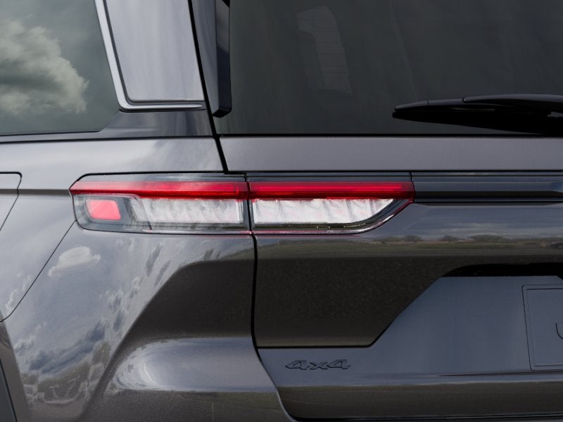 2026 Jeep Grand Cherokee Laredo 4X4