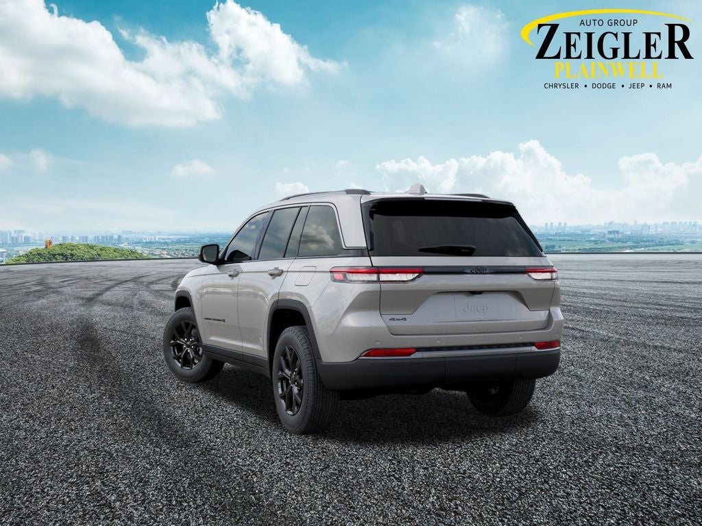 2026 Jeep Grand Cherokee Laredo