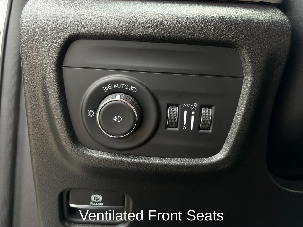 2024 Jeep Grand Cherokee Limited Navigation System