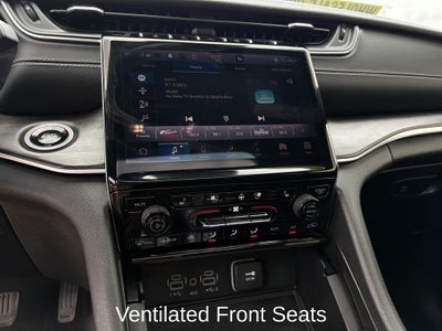 2024 Jeep Grand Cherokee Limited Black Appearance Package