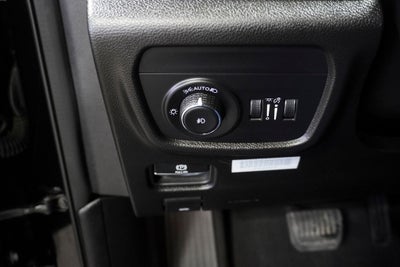 2024 Jeep Grand Cherokee Limited Navigation System & Dual-Pane Panoramic Sunroof