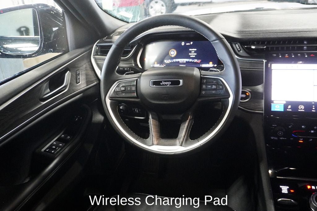 2024 Jeep Grand Cherokee Limited Navigation System & Dual-Pane Panoramic Sunroof