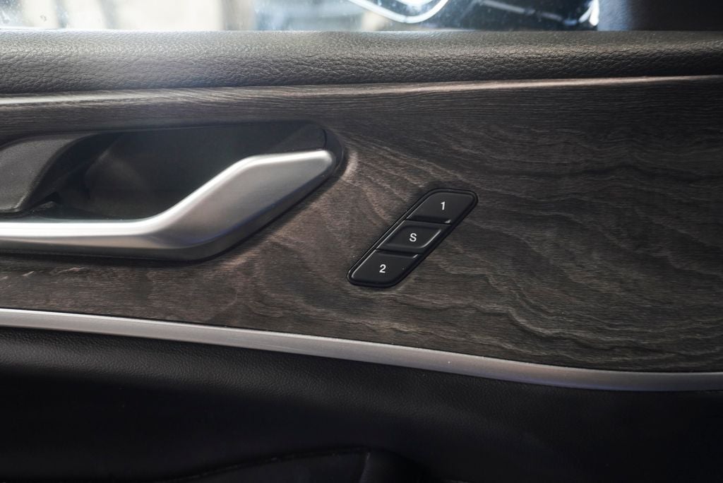 2024 Jeep Grand Cherokee Limited Navigation System & Dual-Pane Panoramic Sunroof