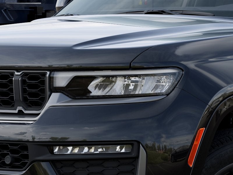 2027 Jeep Grand Cherokee Limited Reserve