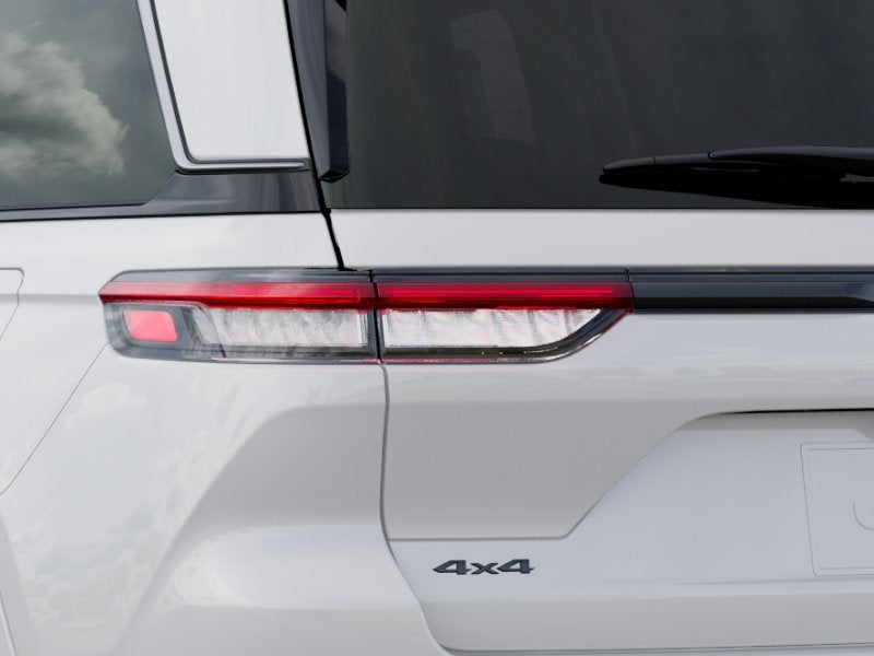 2027 Jeep Grand Cherokee Limited Reserve 4X4