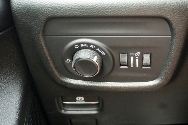 2025 Jeep Grand Cherokee L Altitude X 4X4