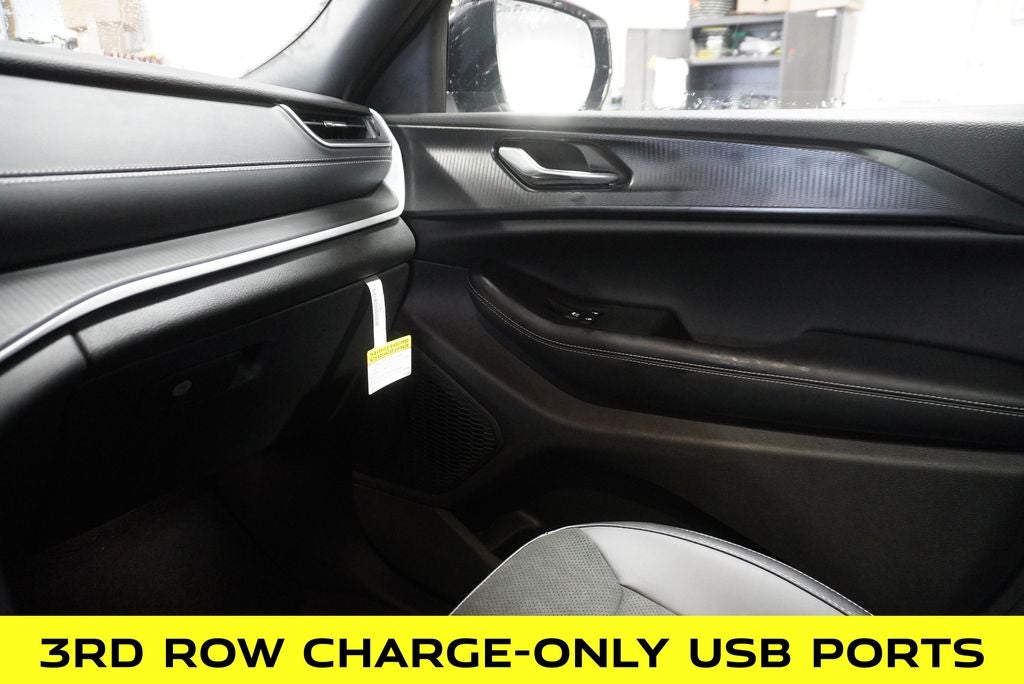 2025 Jeep Grand Cherokee L Altitude X 4x4