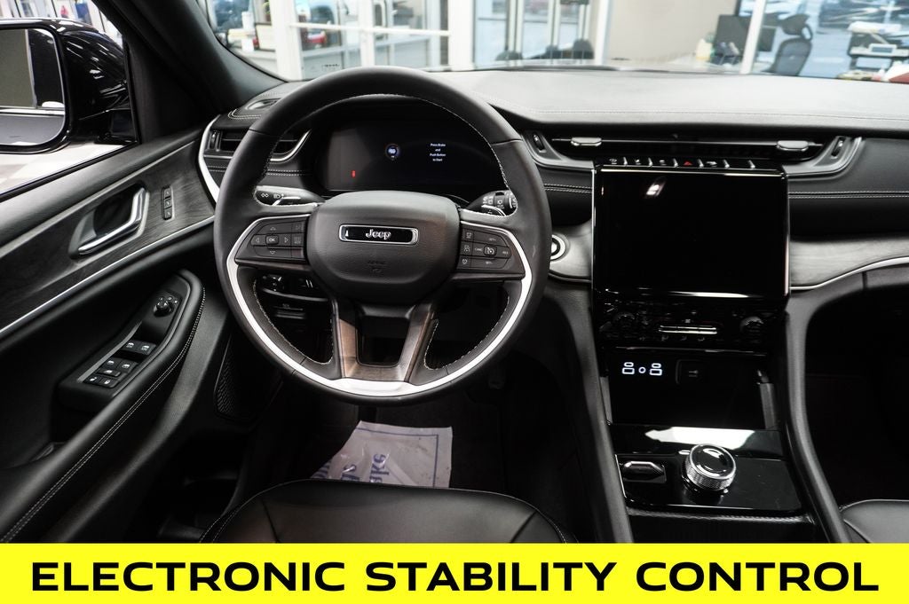 2025 Jeep Grand Cherokee L Limited 4X4