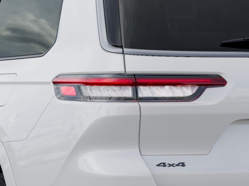 2027 Jeep Grand Cherokee L Limited Reserve 4x4