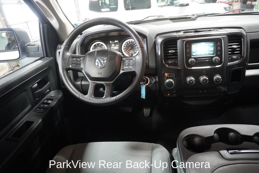 2017 RAM 1500 Express Leer Paint To Match Topper