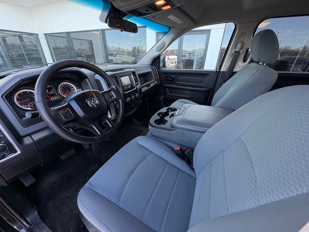 2017 RAM 1500 Tradesman Integrated Voice Command w/Bluetooth