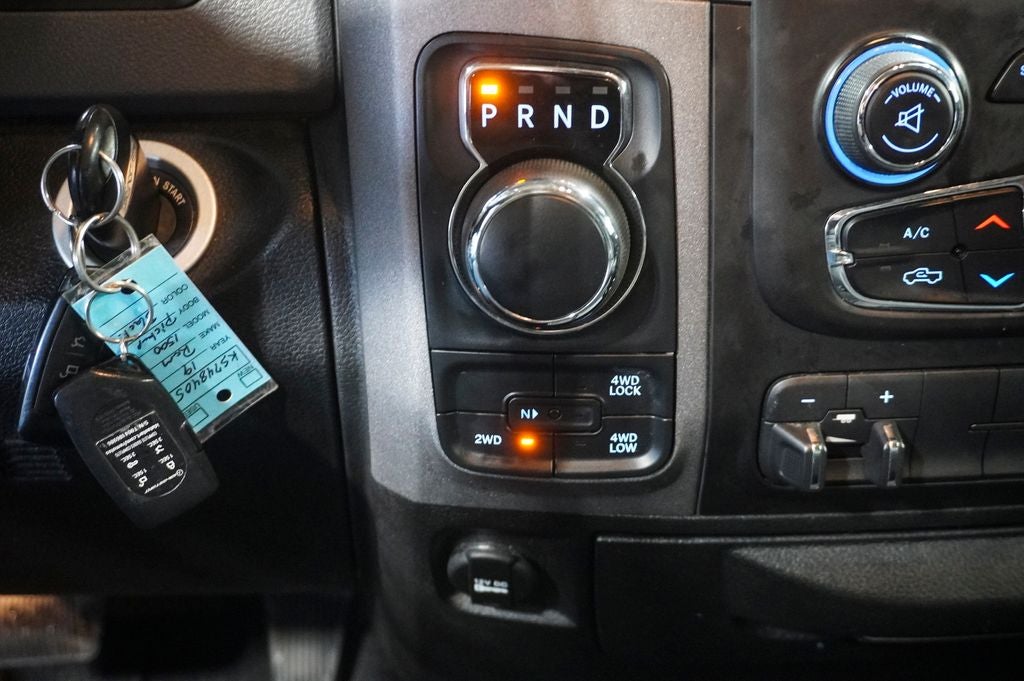 2019 RAM 1500 Classic Express ParkView Rear Back-Up Camera & Integrated Voice Co