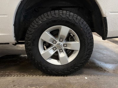 2022 RAM 1500 Classic SLT Heated Seats & Wheel Group