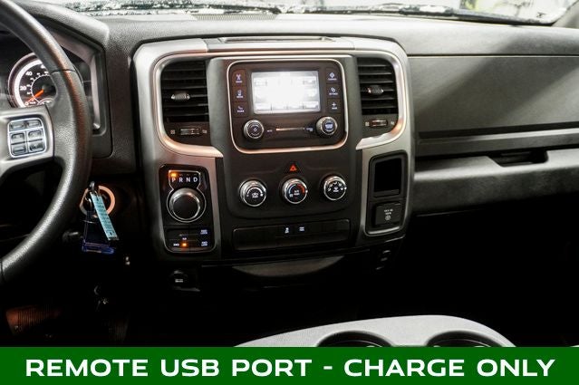 2023 RAM 1500 Classic SLT ParkView Rear Back-Up Camera & Apple CarPlay