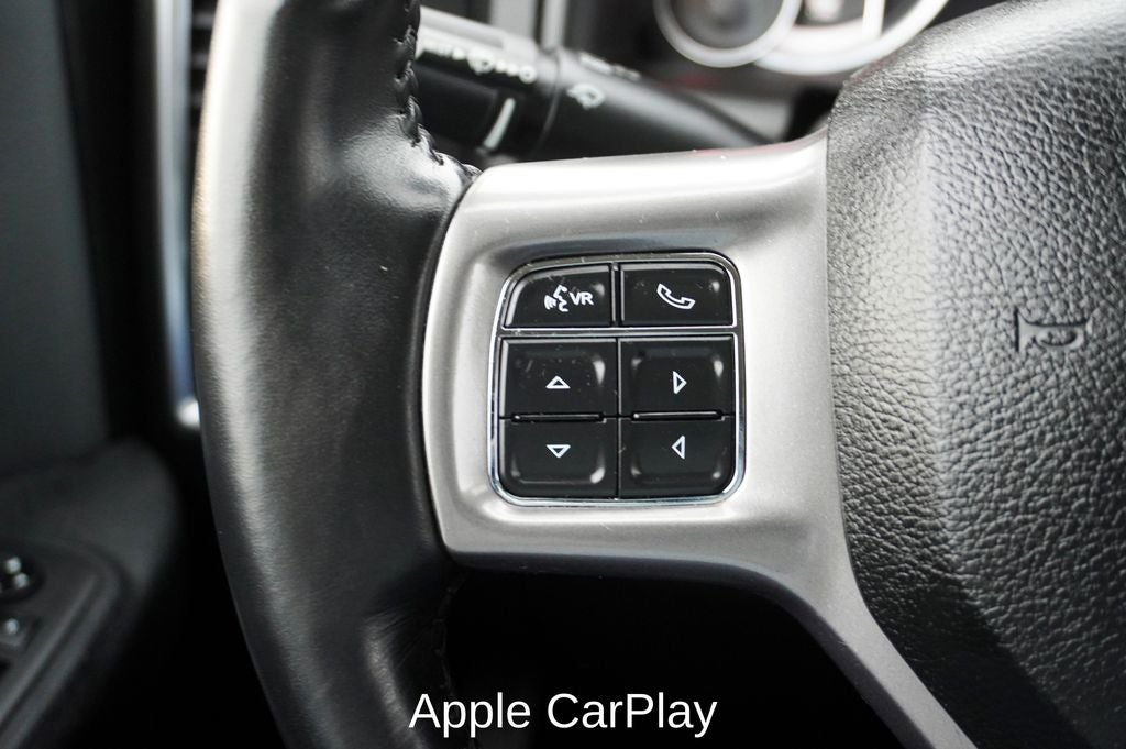 2022 RAM 1500 Classic SLT ParkView Rear Back-Up Camera & Integrated Voice Co