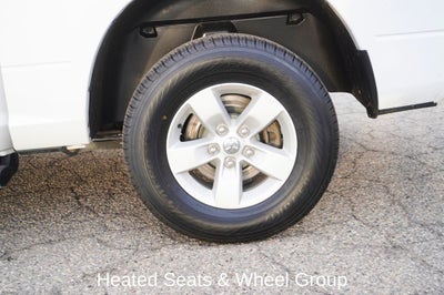 2022 RAM 1500 Classic SLT ParkView Rear Back-Up Camera & Integrated Voice Co