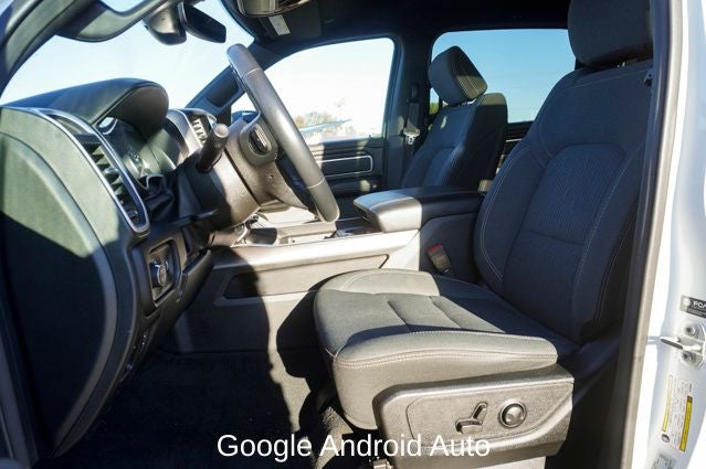 2022 RAM 1500 Big Horn/Lone Star Navigation System & ParkView Rear Back-Up Camera