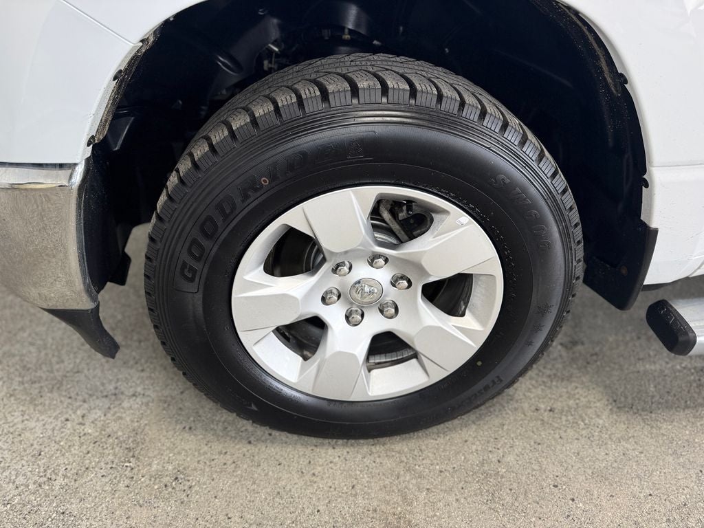 2023 RAM 1500 Big Horn/Lone Star Alloy wheels