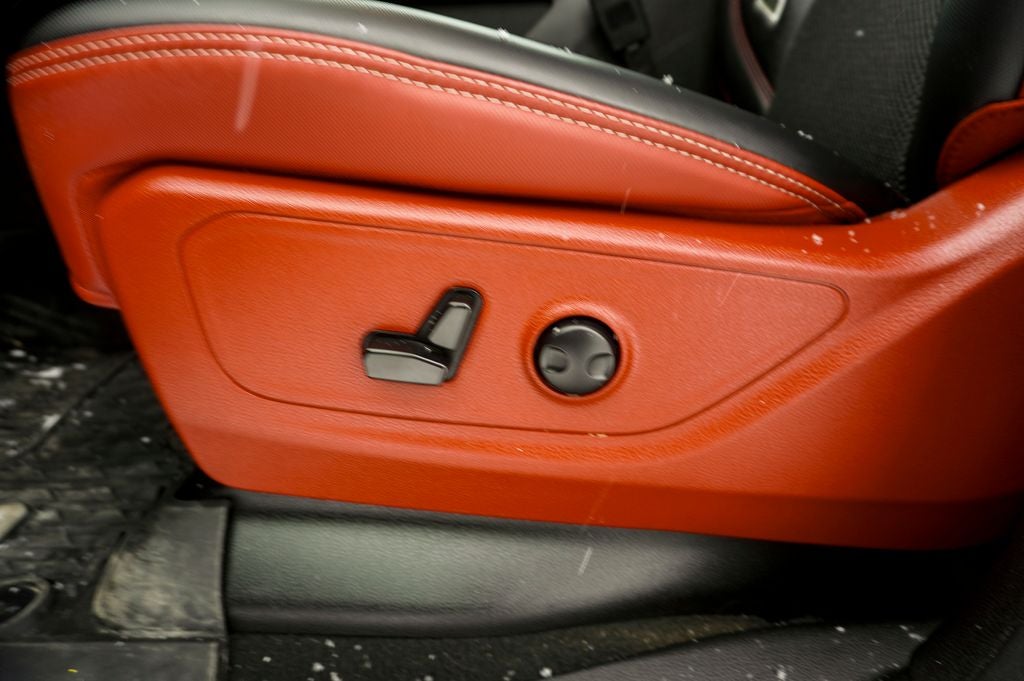 2023 RAM 1500 Rebel Navigation System with 12'' Display screen