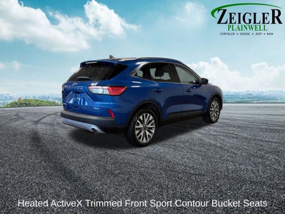 2022 Ford Escape Hybrid Titanium