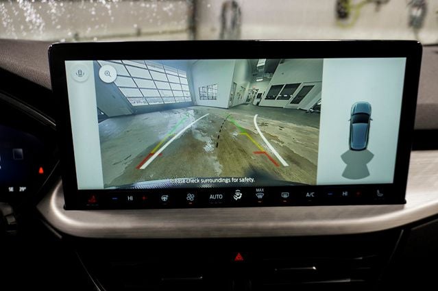 2025 Ford Escape Platinum 360-Degree Camera w/Split View & Navigation