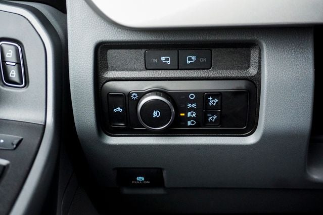 2023 Ford F-350SD XLT 5th Wheel/Gooseneck Hitch Prep Package