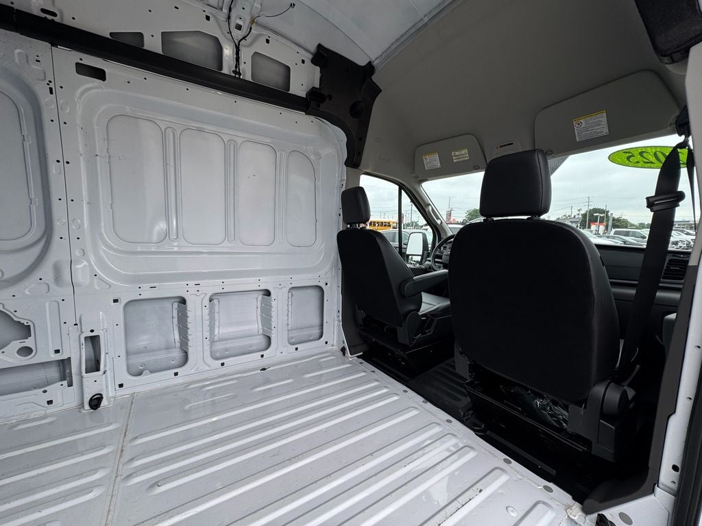 2025 Ford Transit-250 Base