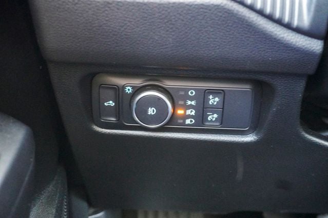 2025 Ford Ranger XLT 12" Display in Center Stack & 360-Degree Camera