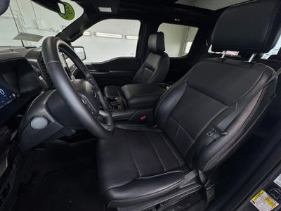 2025 Ford F-150 Lariat Navigation system