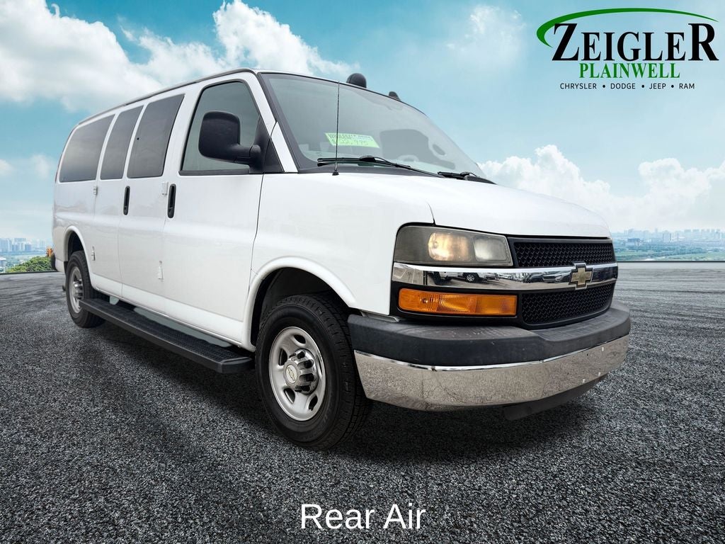 2016 Chevrolet Express 2500 LT Passenger