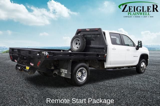 2024 Chevrolet Silverado 3500HD LT Flat Form Bed with Gooseneck Hitch