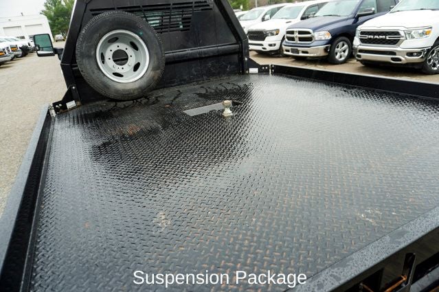 2024 Chevrolet Silverado 3500HD LT Flat Form Bed with Gooseneck Hitch