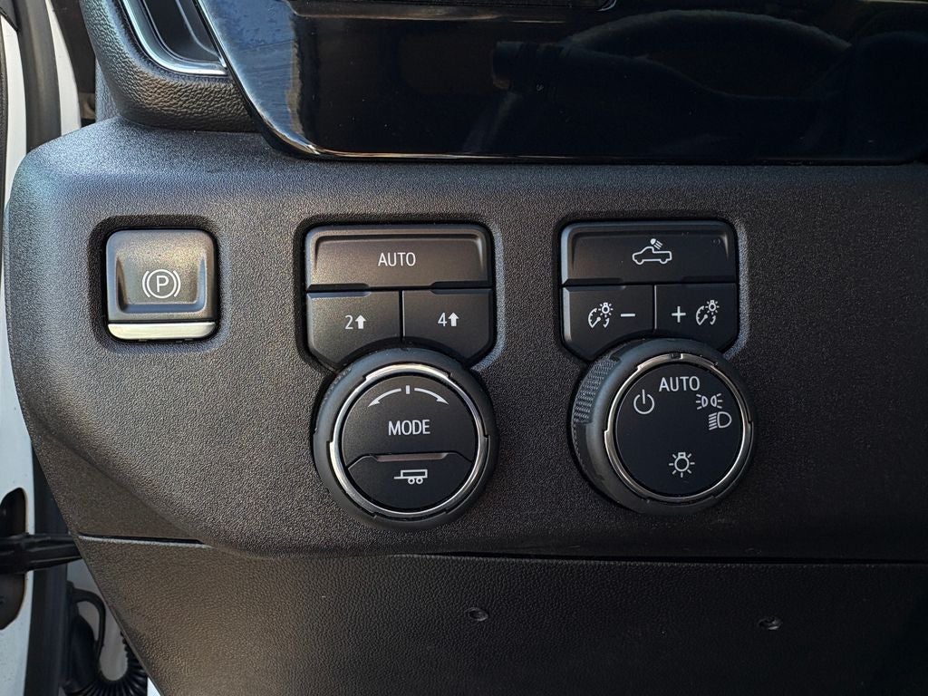 2025 Chevrolet Silverado 1500 LT LT1