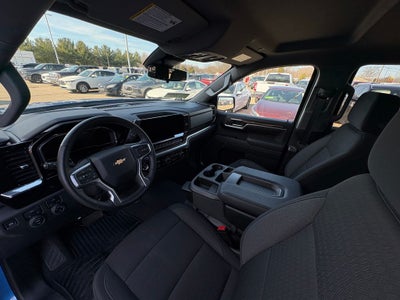 2025 Chevrolet Silverado 1500 LT Navigation System & Apple CarPlay/Android Auto