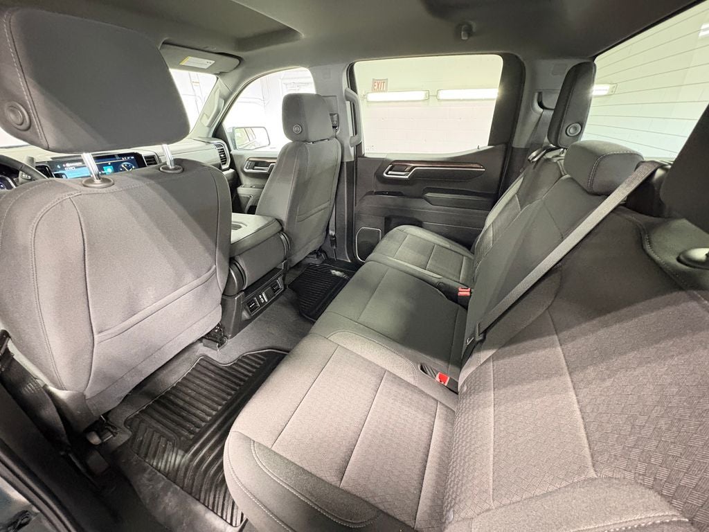 2025 Chevrolet Silverado 1500 LT LT1