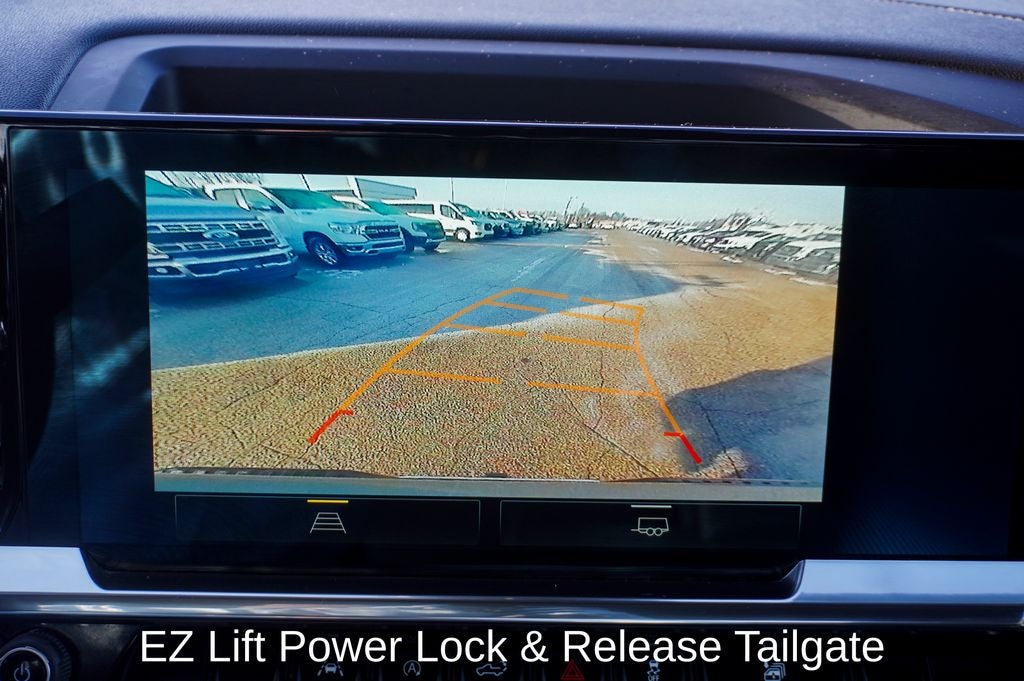 2025 Chevrolet Silverado 1500 LT 12.3" Multicolor Reconfigurable Digital Display &