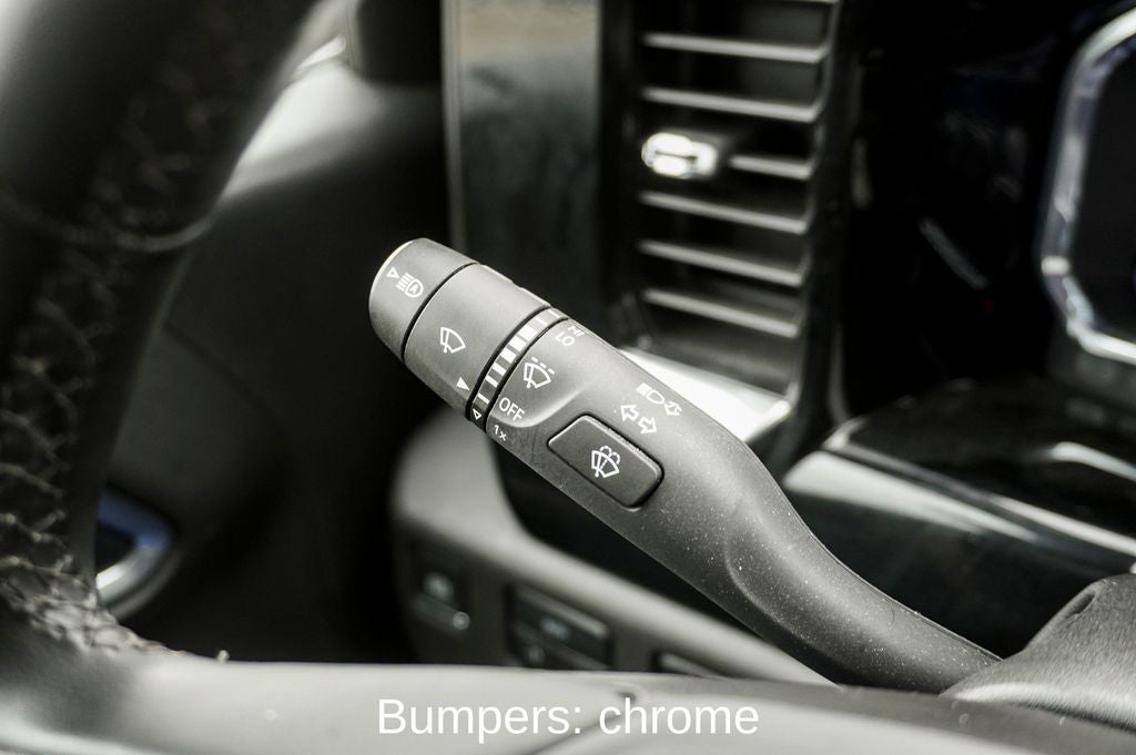 2025 Chevrolet Silverado 1500 LT 12.3" Multicolor Reconfigurable Digital Display &