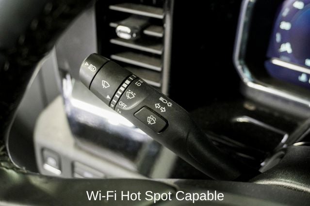 2025 Chevrolet Silverado 1500 LT 12.3" Multicolor Reconfigurable Digital Display &