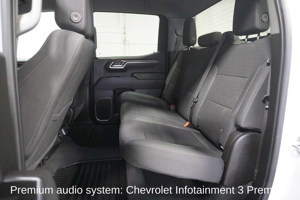 2025 Chevrolet Silverado 1500 LT Navigation System & Apple CarPlay/Android Auto