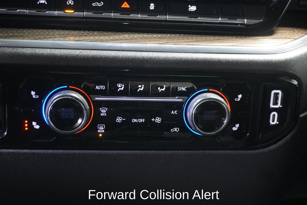 2025 Chevrolet Silverado 1500 LT Navigation System & 12.3" Multicolor Reconfigurabl