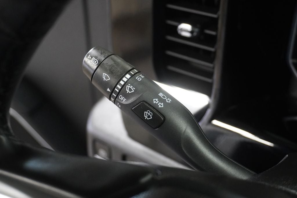 2025 Chevrolet Silverado 1500 LT Navigation System & 12.3" Multicolor Reconfigurabl