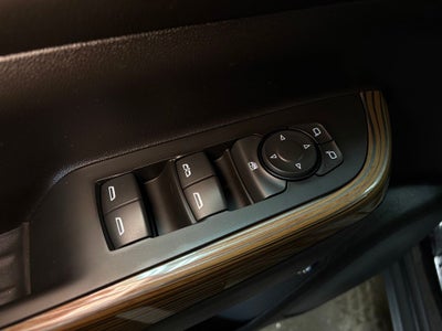 2023 GMC Acadia SLE Dual SkyScape 2-Panel Power Sunroof