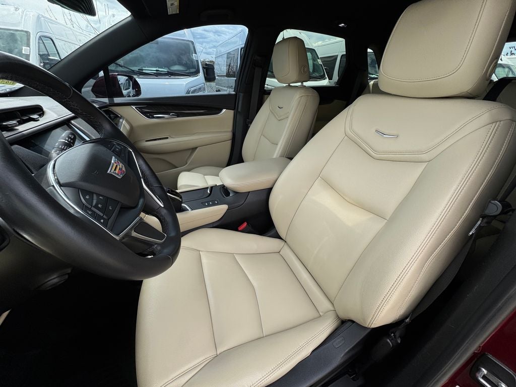 2018 Cadillac XT5 Base Bose Premium 8-Speaker Audio System Feature