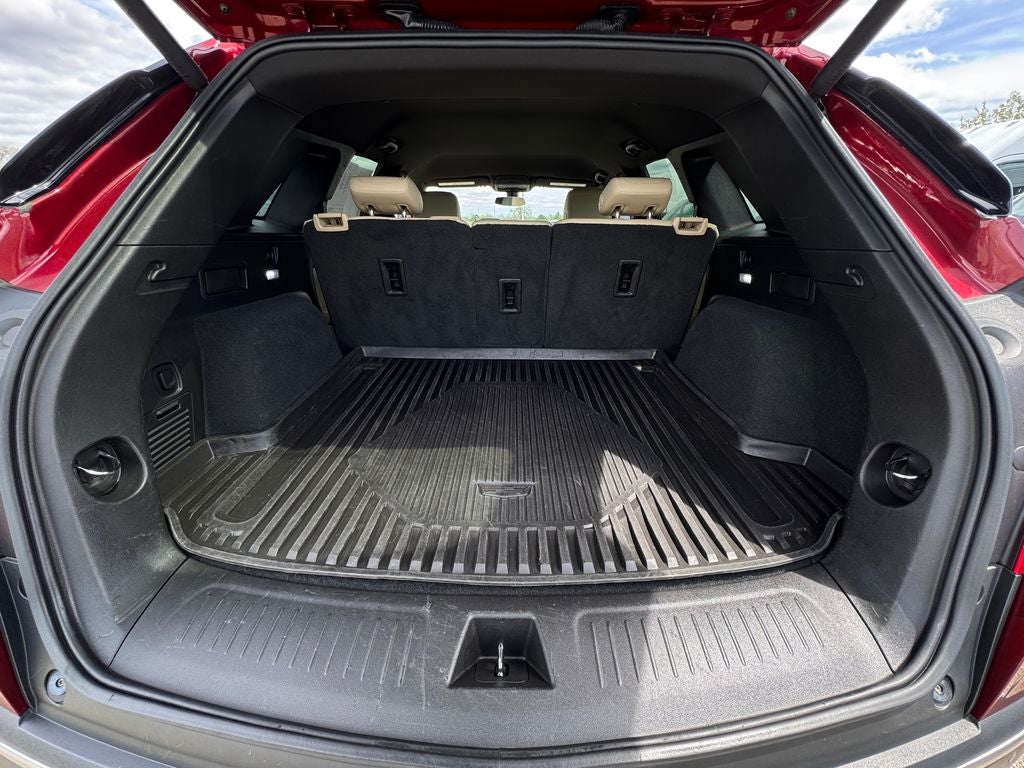 2018 Cadillac XT5 Base Bose Premium 8-Speaker Audio System Feature