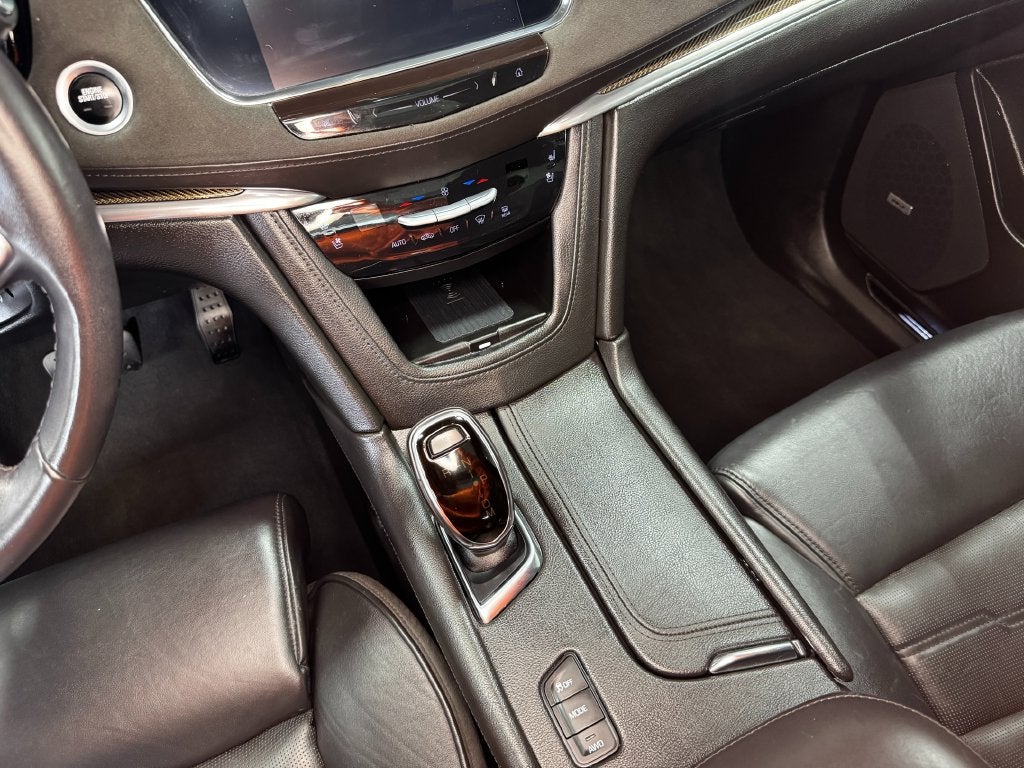 2017 Cadillac XT5 Platinum Advanced Security Package