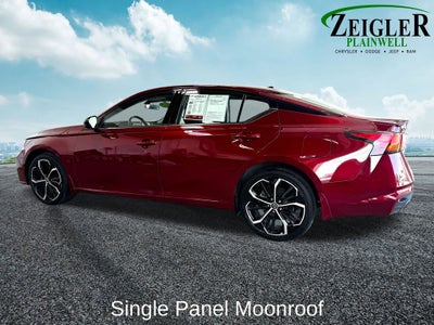 2024 Nissan Altima 2.5 SR Moonroof