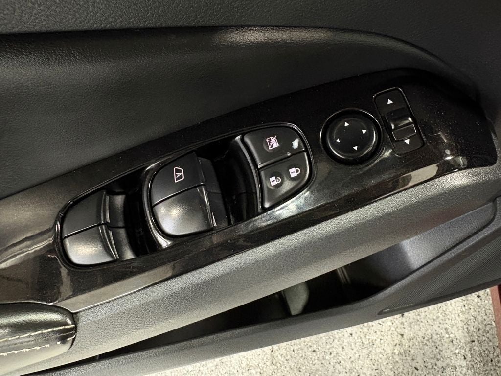 2023 Nissan Altima 2.5 SV Apple Car Play