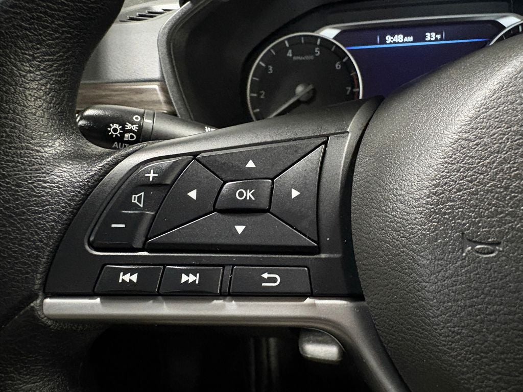 2024 Nissan Altima 2.5 SV NissanConnect featuring Apple CarPlay