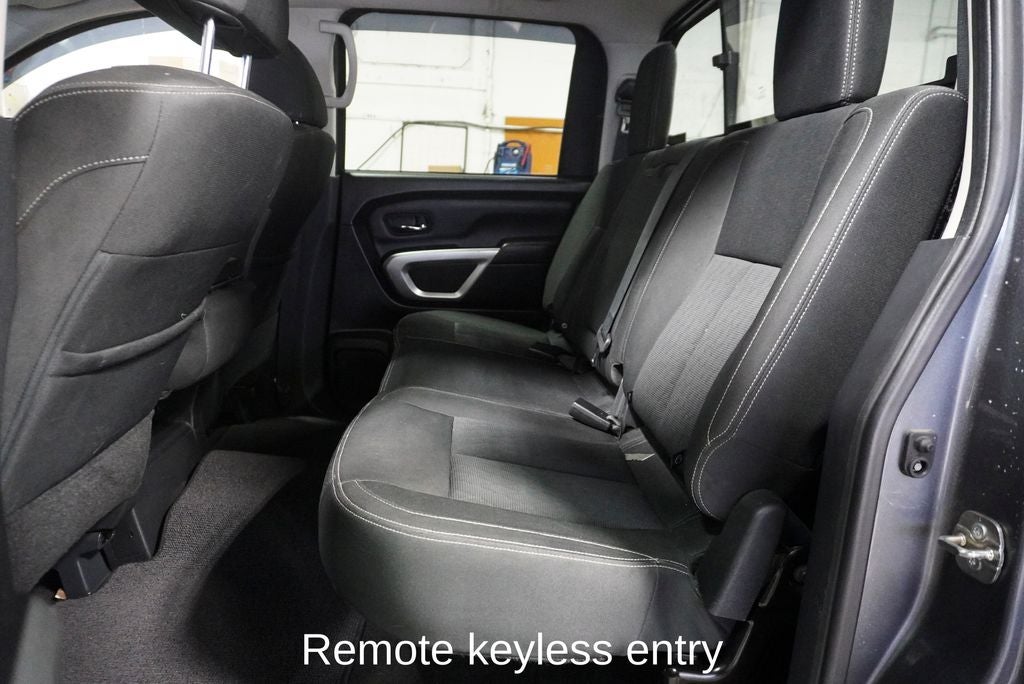 2018 Nissan Titan SV