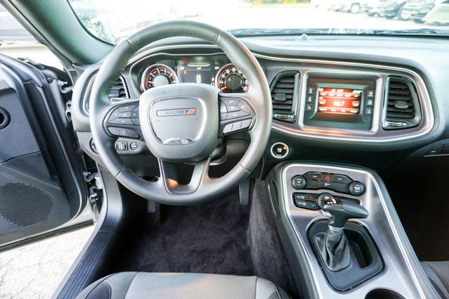 2016 Dodge Challenger SXT Integrated Voice Command w/Bluetooth